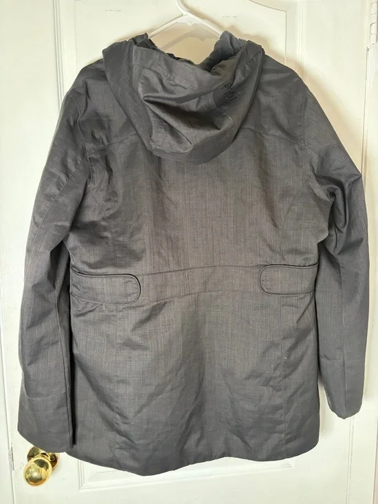 Lolë “Reflexe Softshell” Jacket - Picture 3 of 5